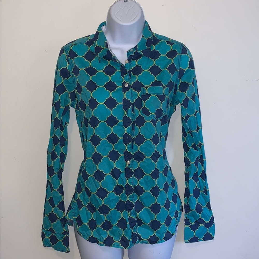 Stylus Button up shirt size small